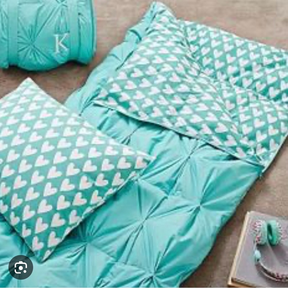 Pottery Barn Teen Turquoise Heart Pattern Bedding Set